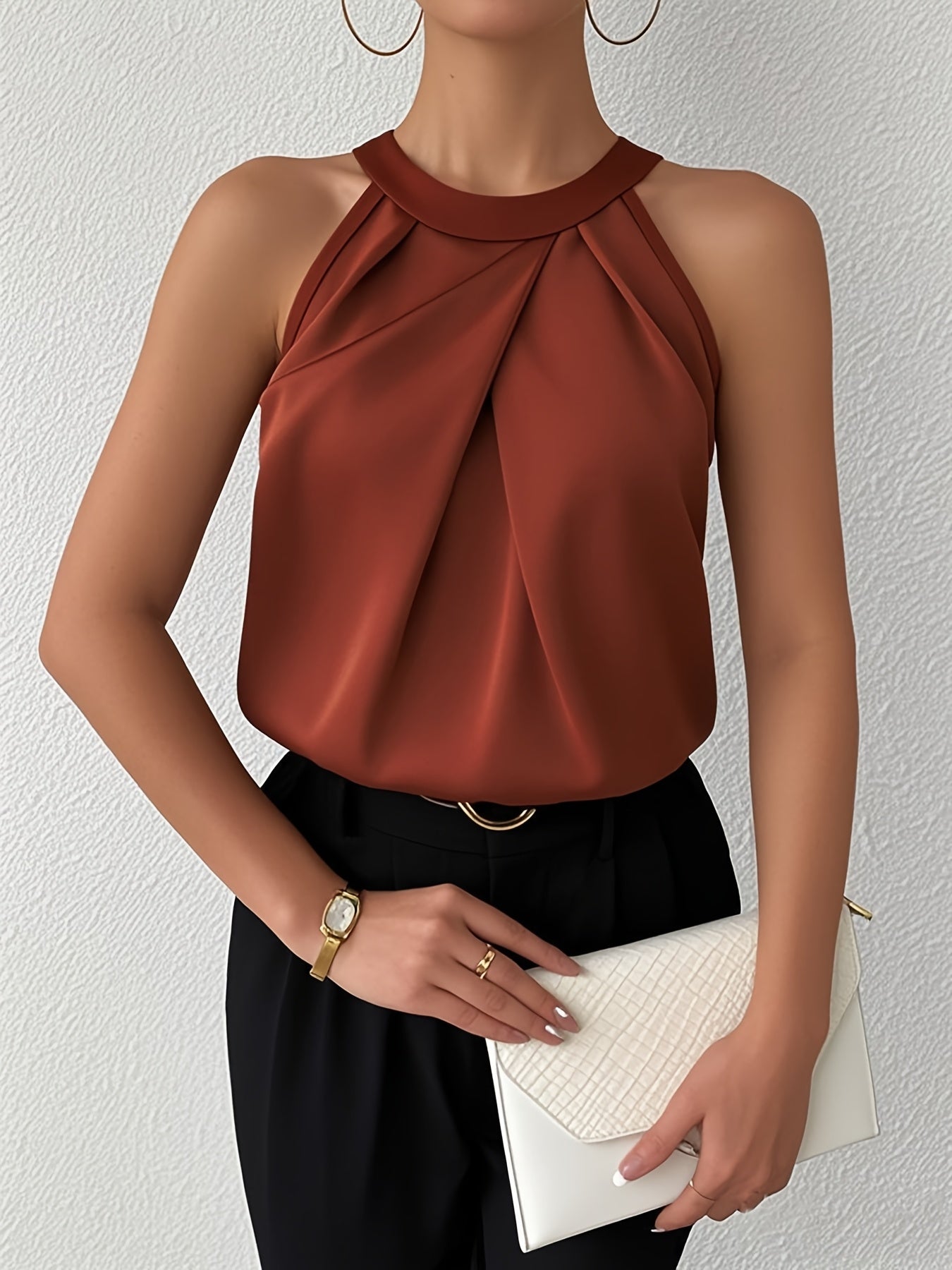 Miranda™ | Elegante satijnen blouse met open schouders