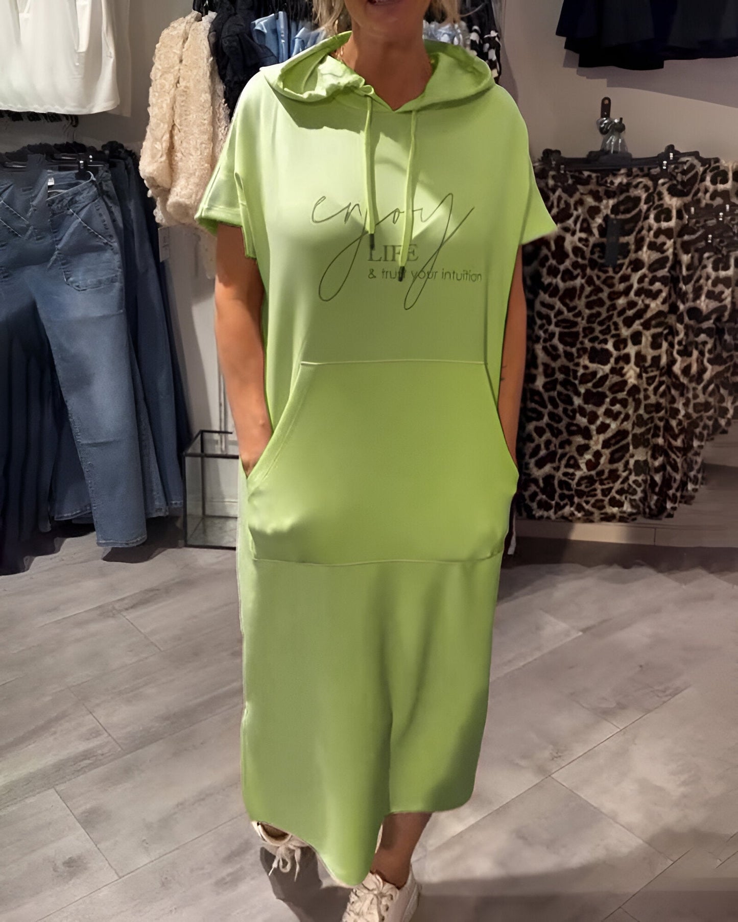 Saskia | Robe Décontractée à Capuche
