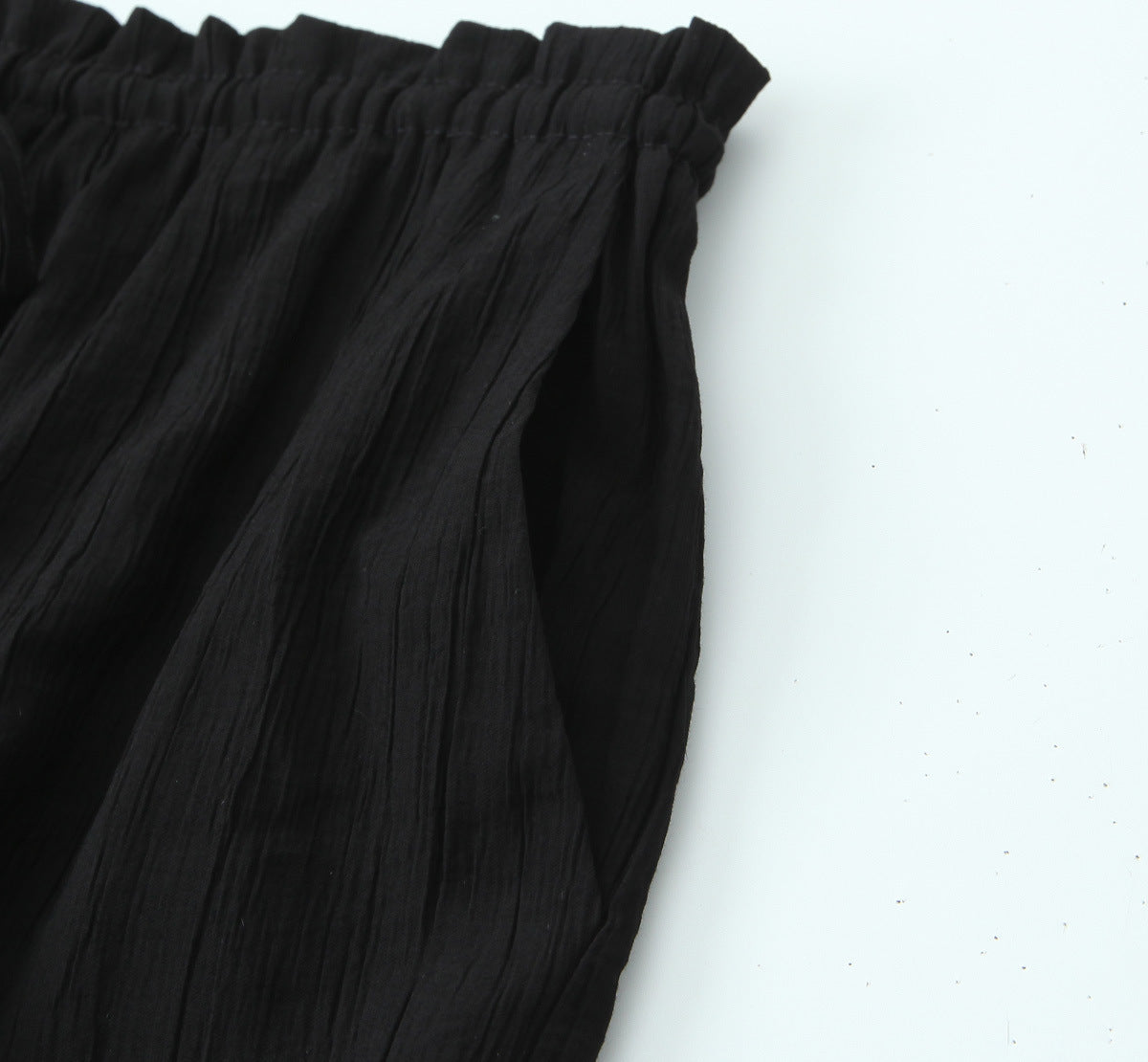 Élise – Pantalon Large et Léger Parfait pour les Journées Chaudes